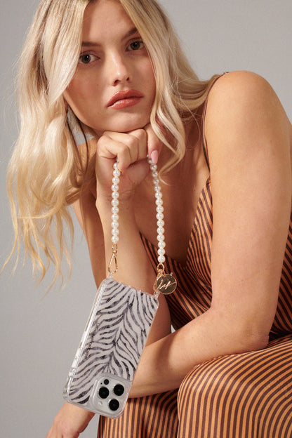 SHORT PHONE CHAIN - WHITE AGATE PEARLS